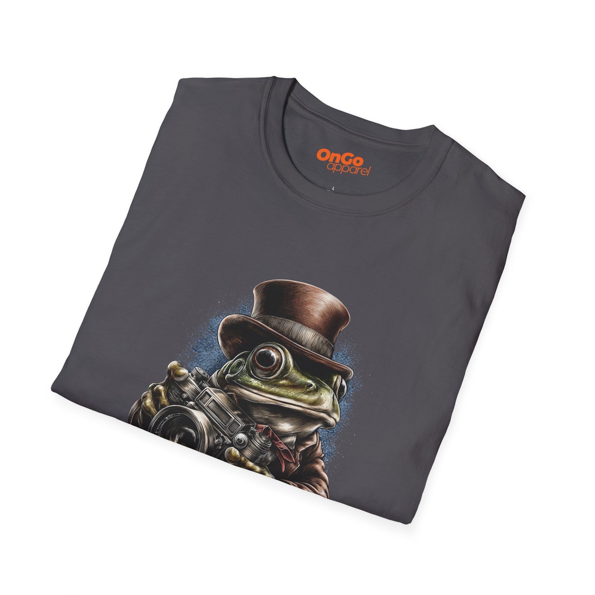 Steampunk Frog T-Shirt with Vintage Camera