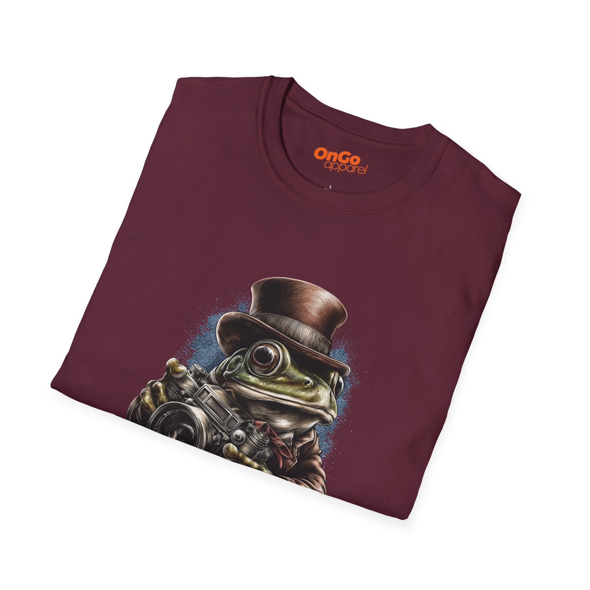Steampunk Frog T-Shirt with Vintage Camera