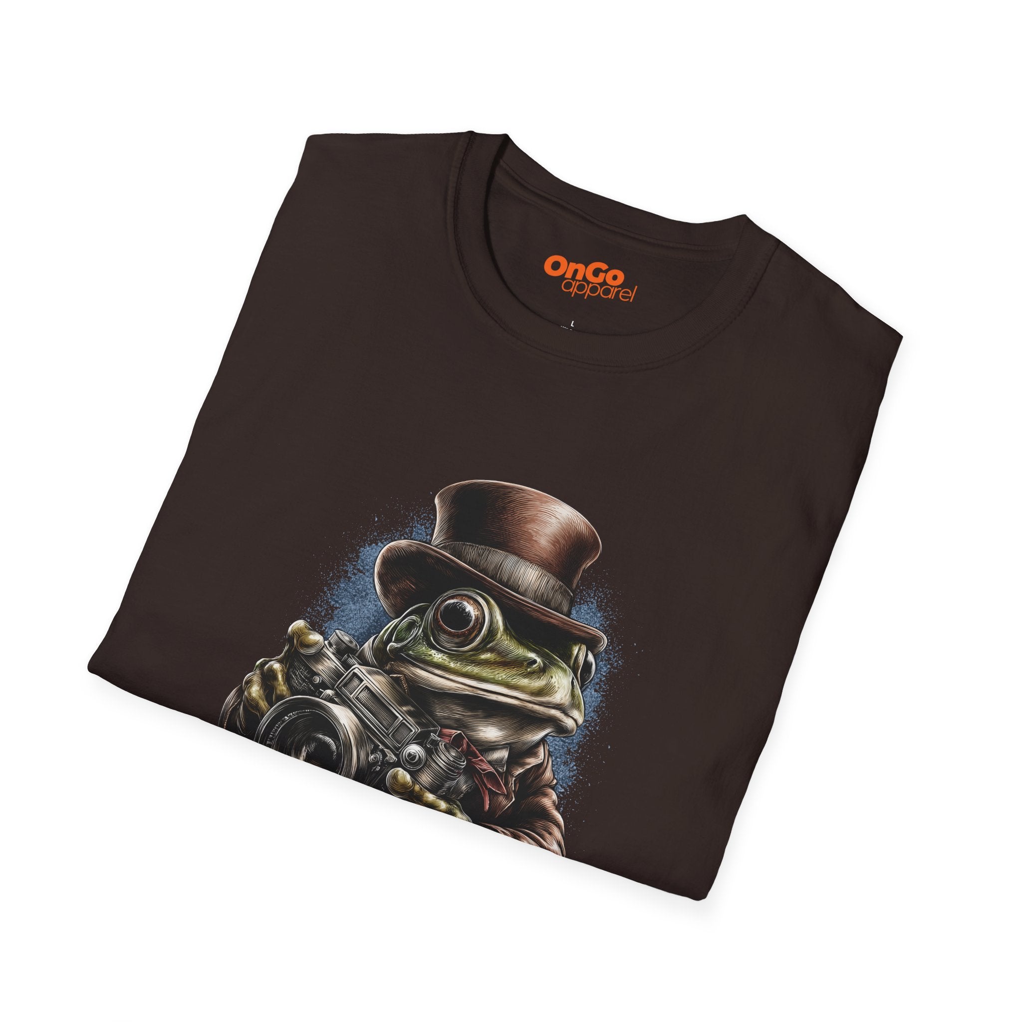 Steampunk Frog T-Shirt with Vintage Camera