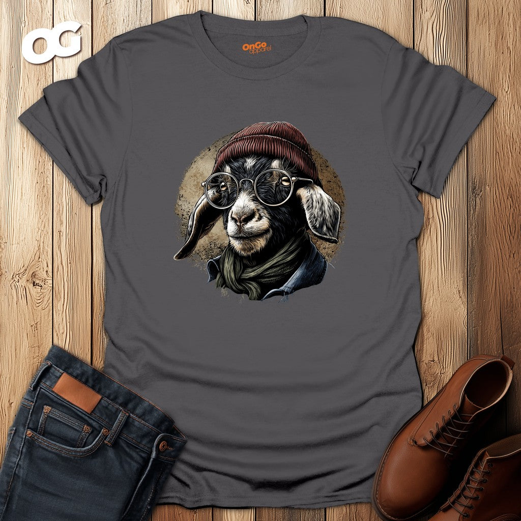 Trendy Goat T-Shirt with Glasses and Beanie Design – charcoal – oak-wood