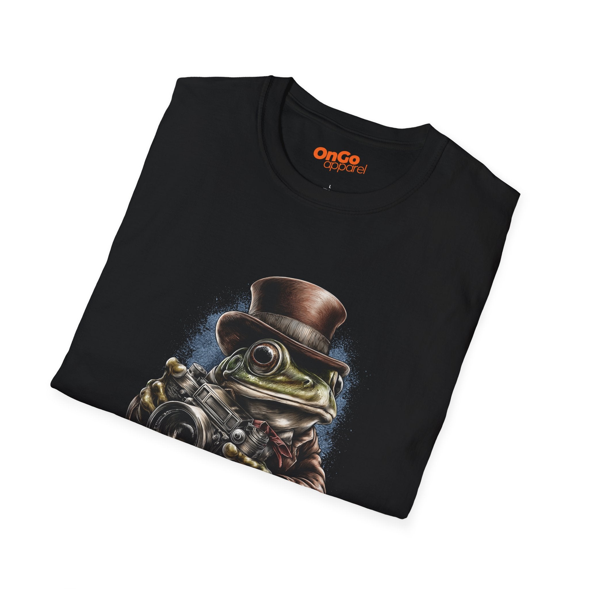 Steampunk Frog T-Shirt with Vintage Camera