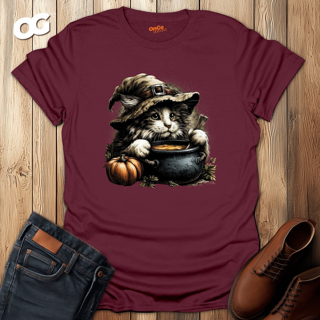 Cat Witch T-Shirt with Pumpkin Cauldron Design – maroon – oak-wood