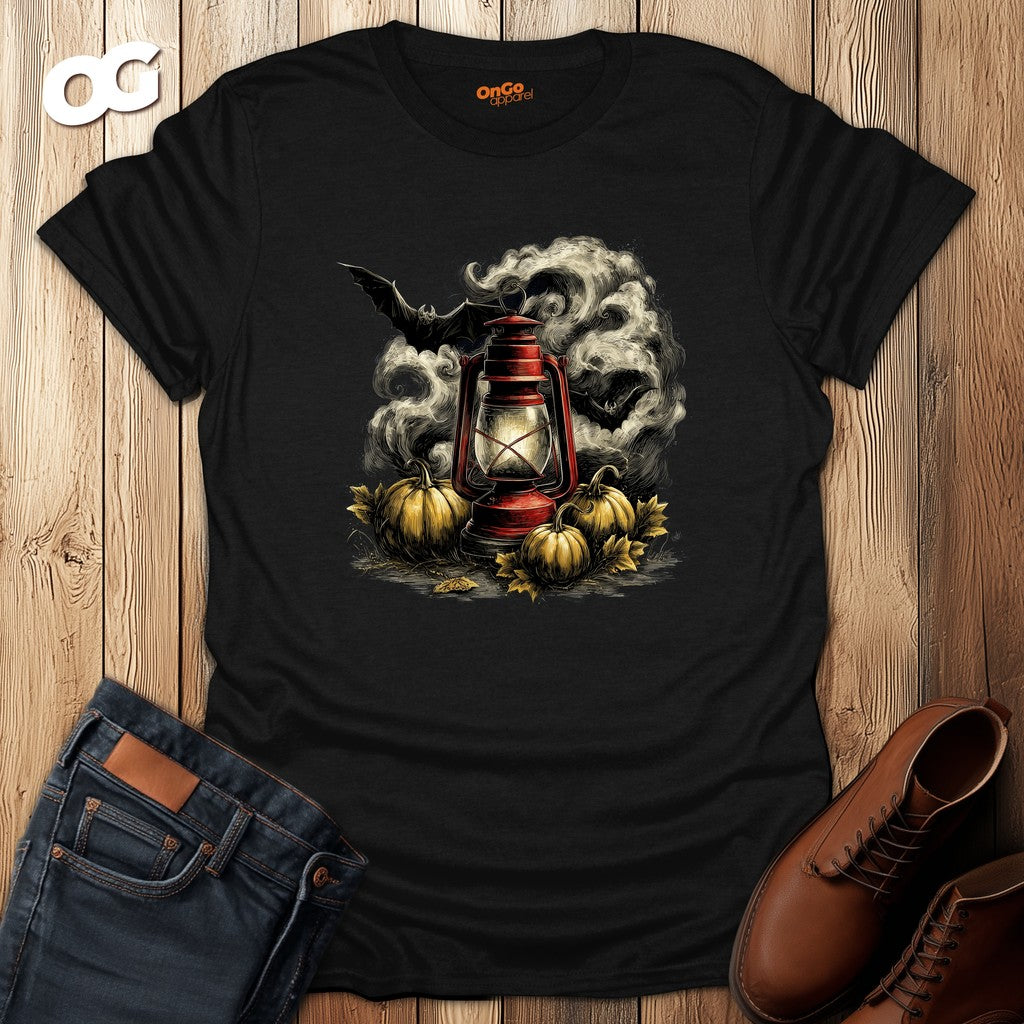 Eerie Lantern T-Shirt with Bats and Pumpkins Design – black – oak-wood