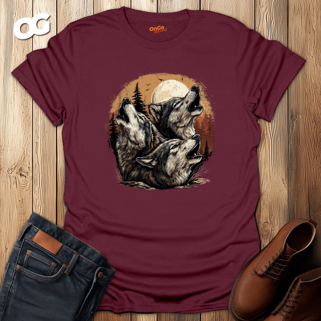 Wolf Moon T-Shirt with Howling Wolves Design – maroon – oak-wood